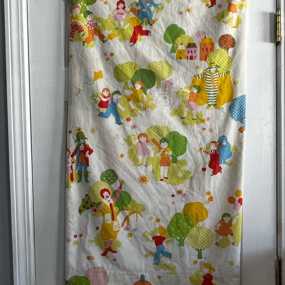 McDonald's Full Size Flat Sheet 1976 Ronald McDonald  & Friends Rare VTG